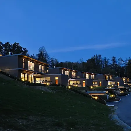 Oranda Village * روغاسكا سْلاتِنا